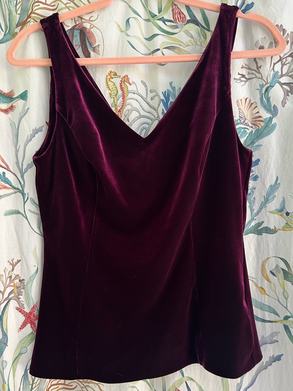 White House Black Market Sleeveless Velvet Shell in Rich Plum